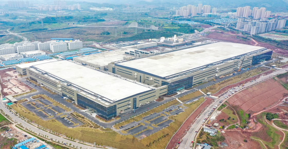 重庆京东方第6代AMOLED柔性生产线