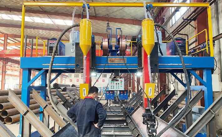 埋弧焊接专机&mdash;&mdash;LMH龙门式